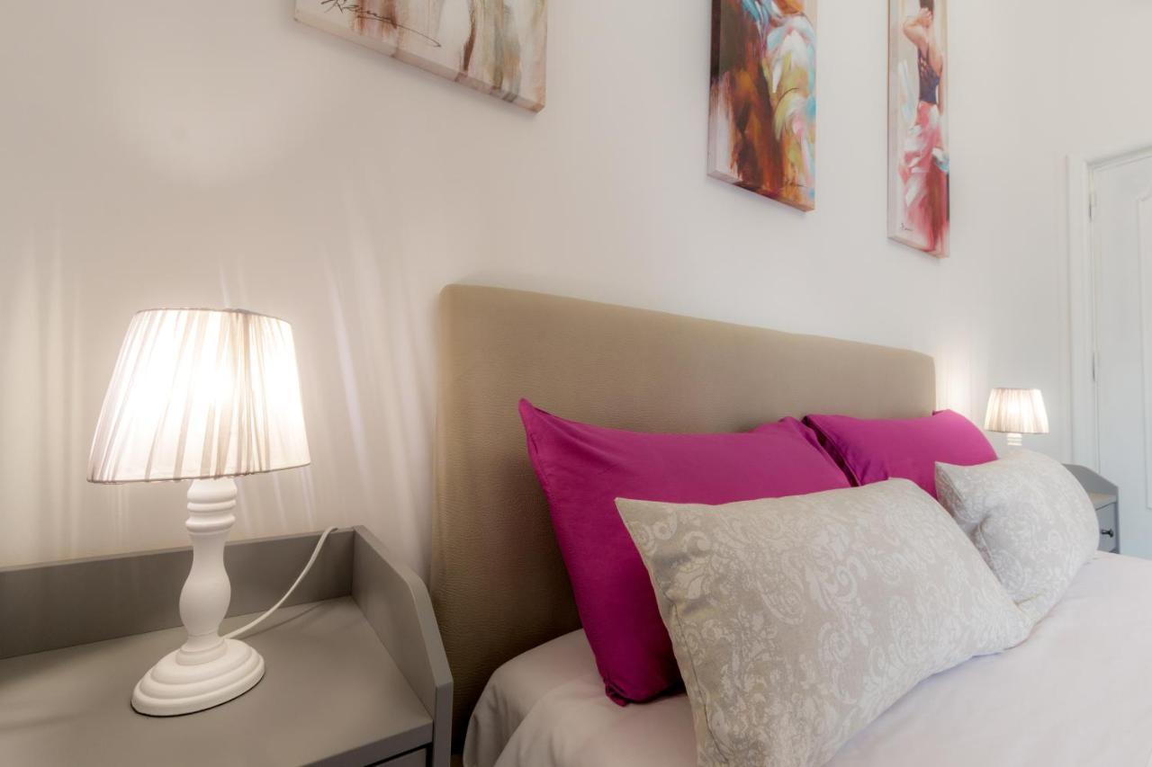 Palazzo Refolo Boutique Suites Martano Extérieur photo