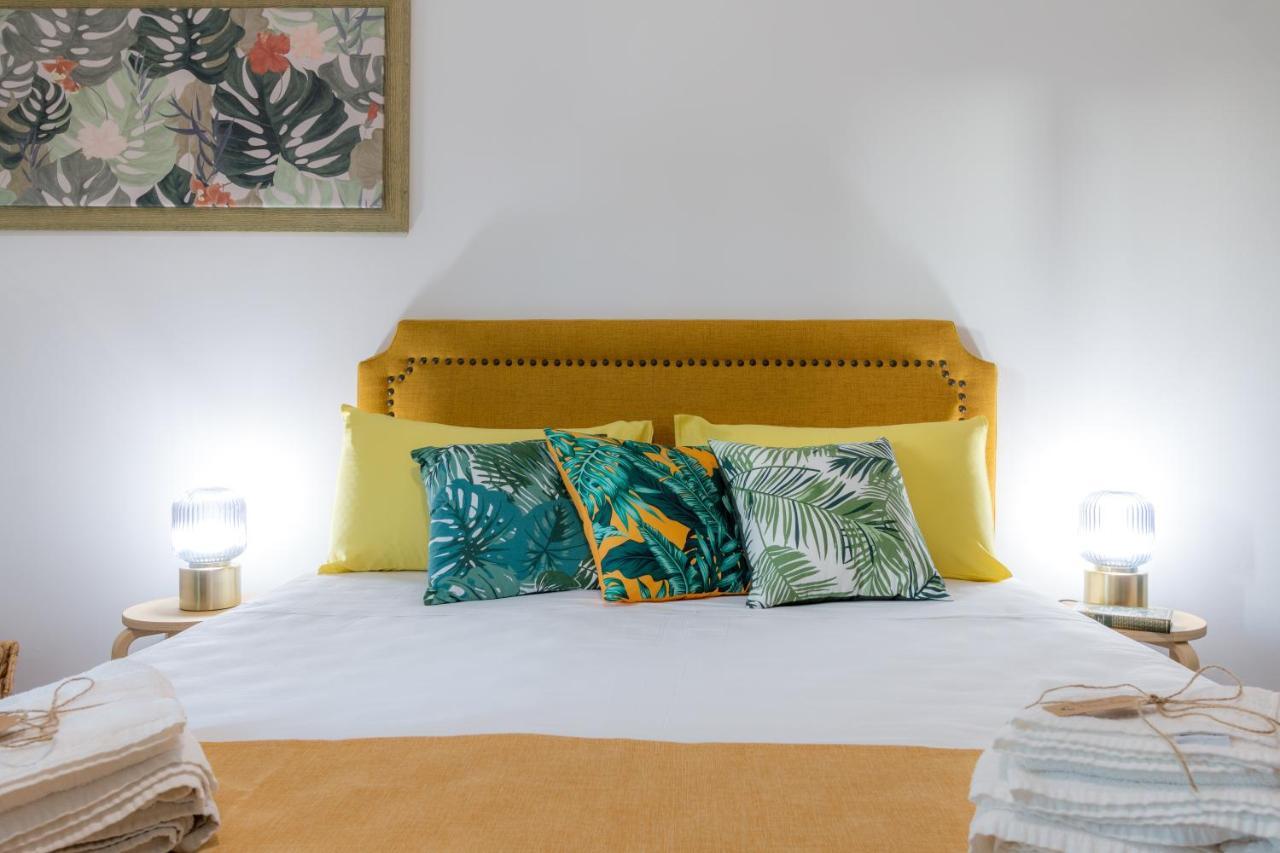 Palazzo Refolo Boutique Suites Martano Extérieur photo