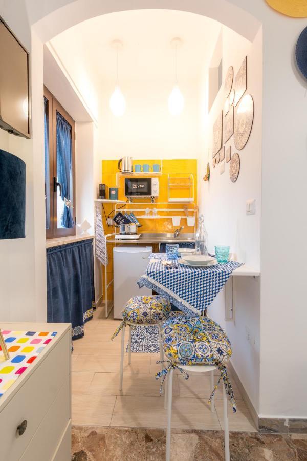 Palazzo Refolo Boutique Suites Martano Extérieur photo