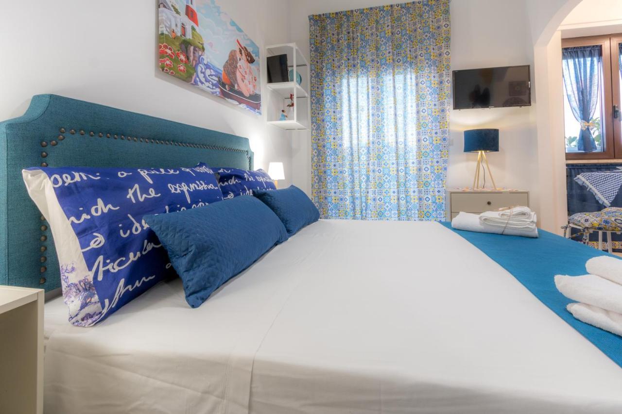 Palazzo Refolo Boutique Suites Martano Extérieur photo