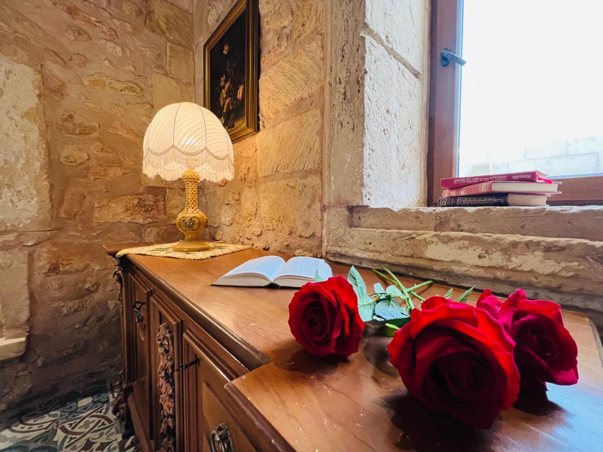 Palazzo Refolo Boutique Suites Martano Extérieur photo