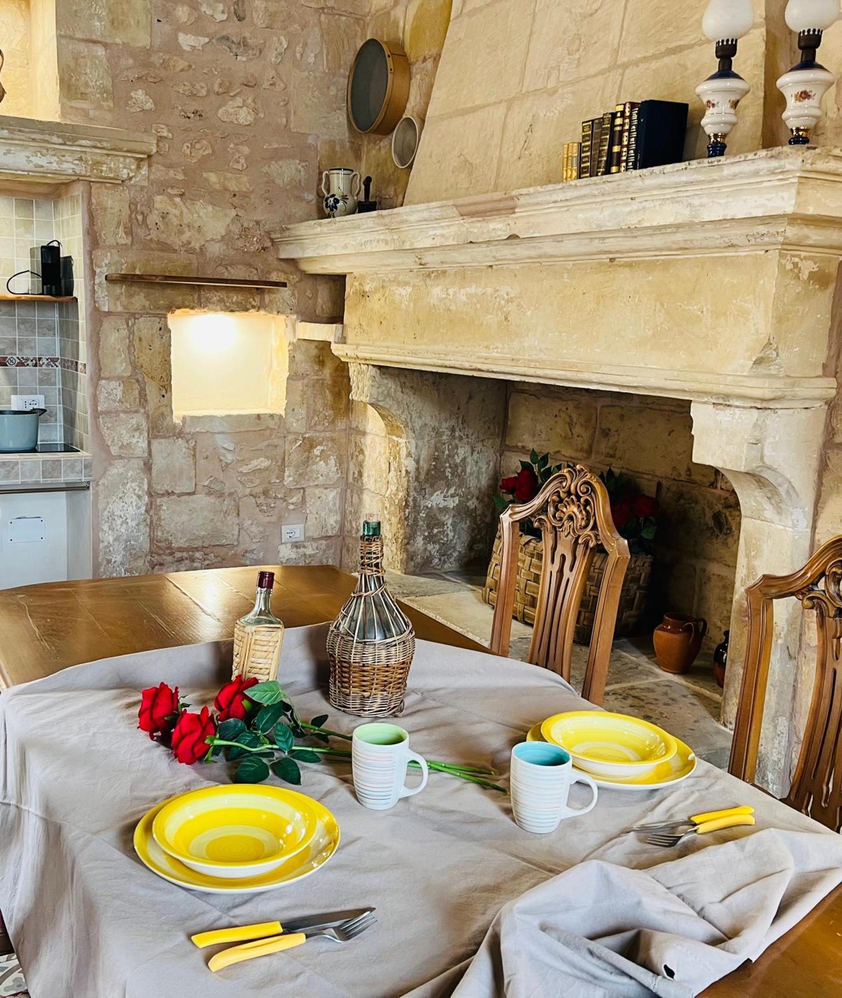 Palazzo Refolo Boutique Suites Martano Extérieur photo
