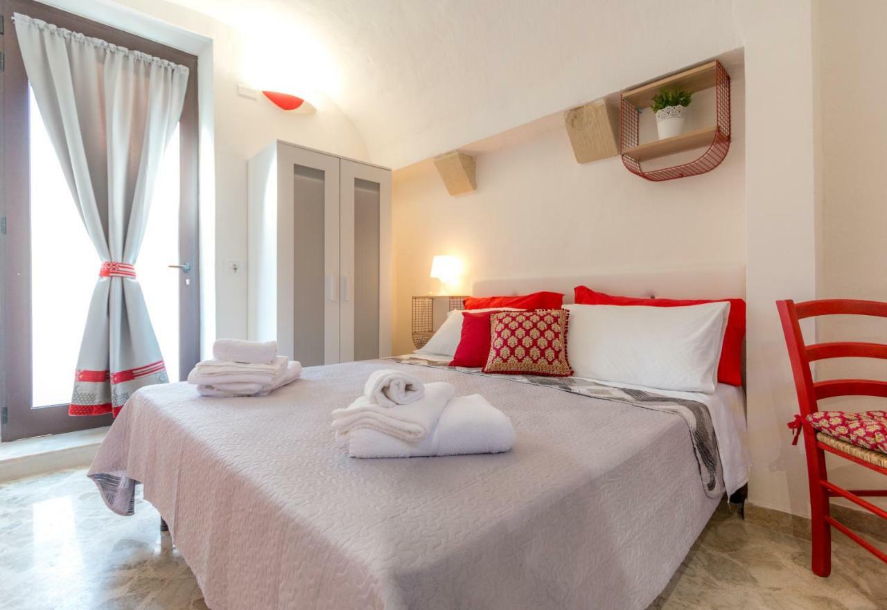 Palazzo Refolo Boutique Suites Martano Extérieur photo