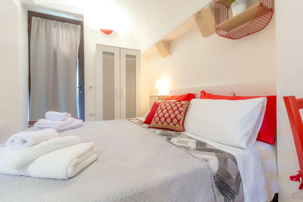 Palazzo Refolo Boutique Suites Martano Extérieur photo