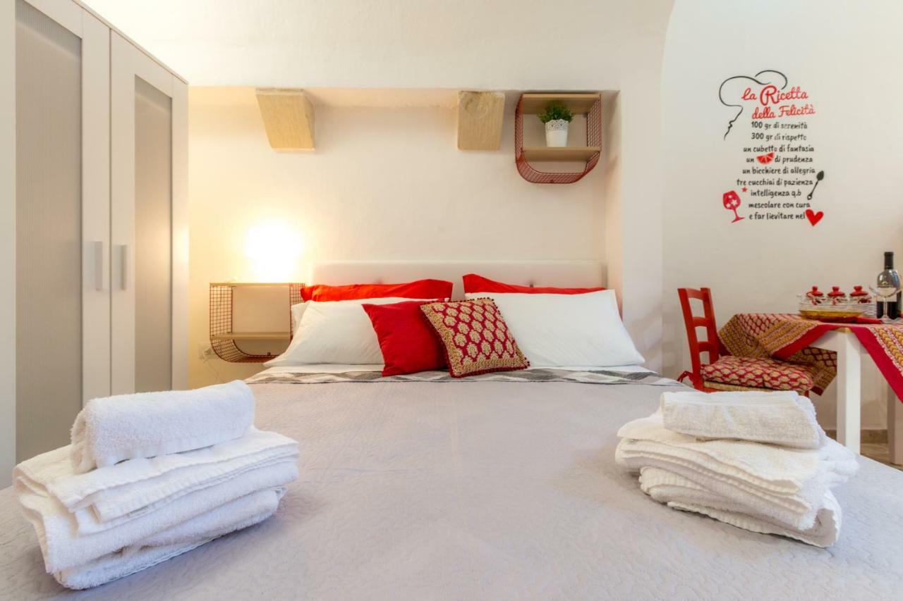 Palazzo Refolo Boutique Suites Martano Extérieur photo