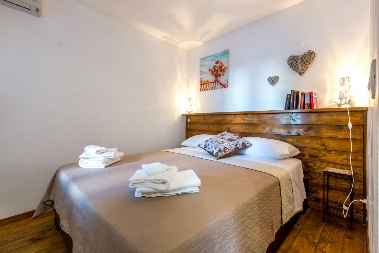 Palazzo Refolo Boutique Suites Martano Extérieur photo
