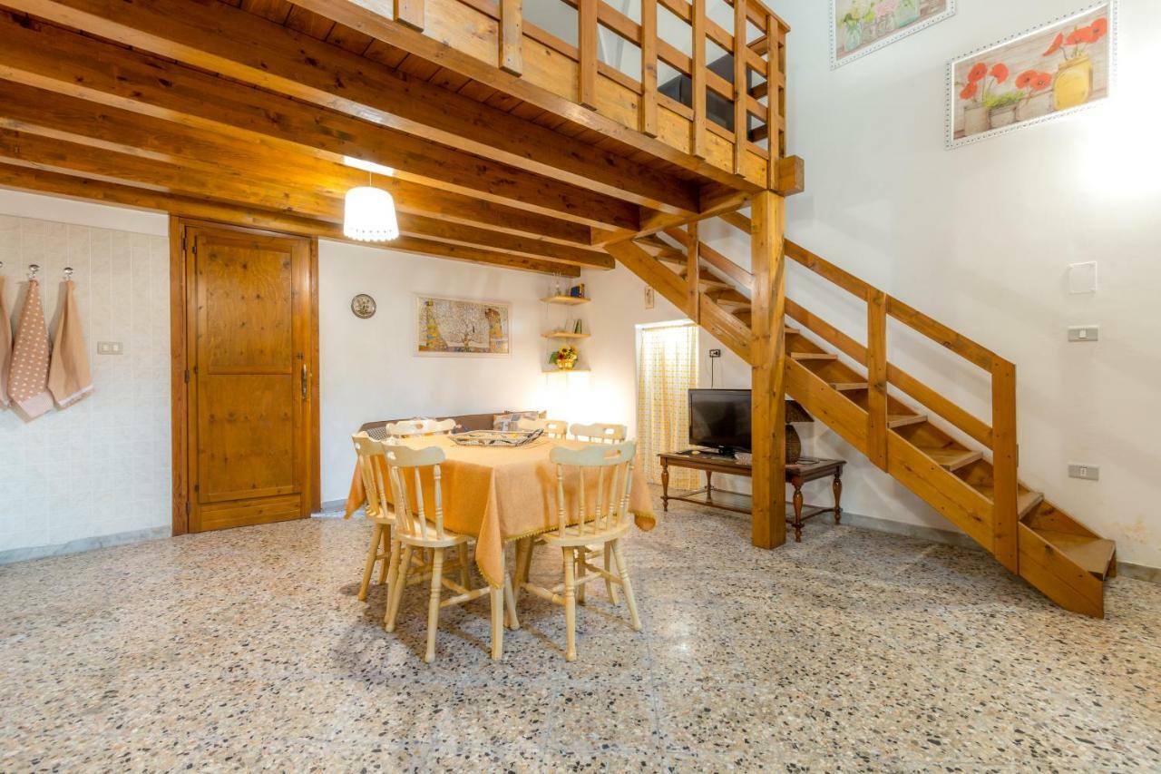 Palazzo Refolo Boutique Suites Martano Extérieur photo